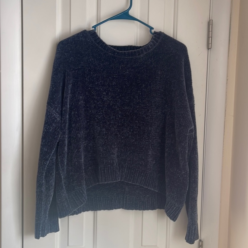 Navy blue polyester sweater